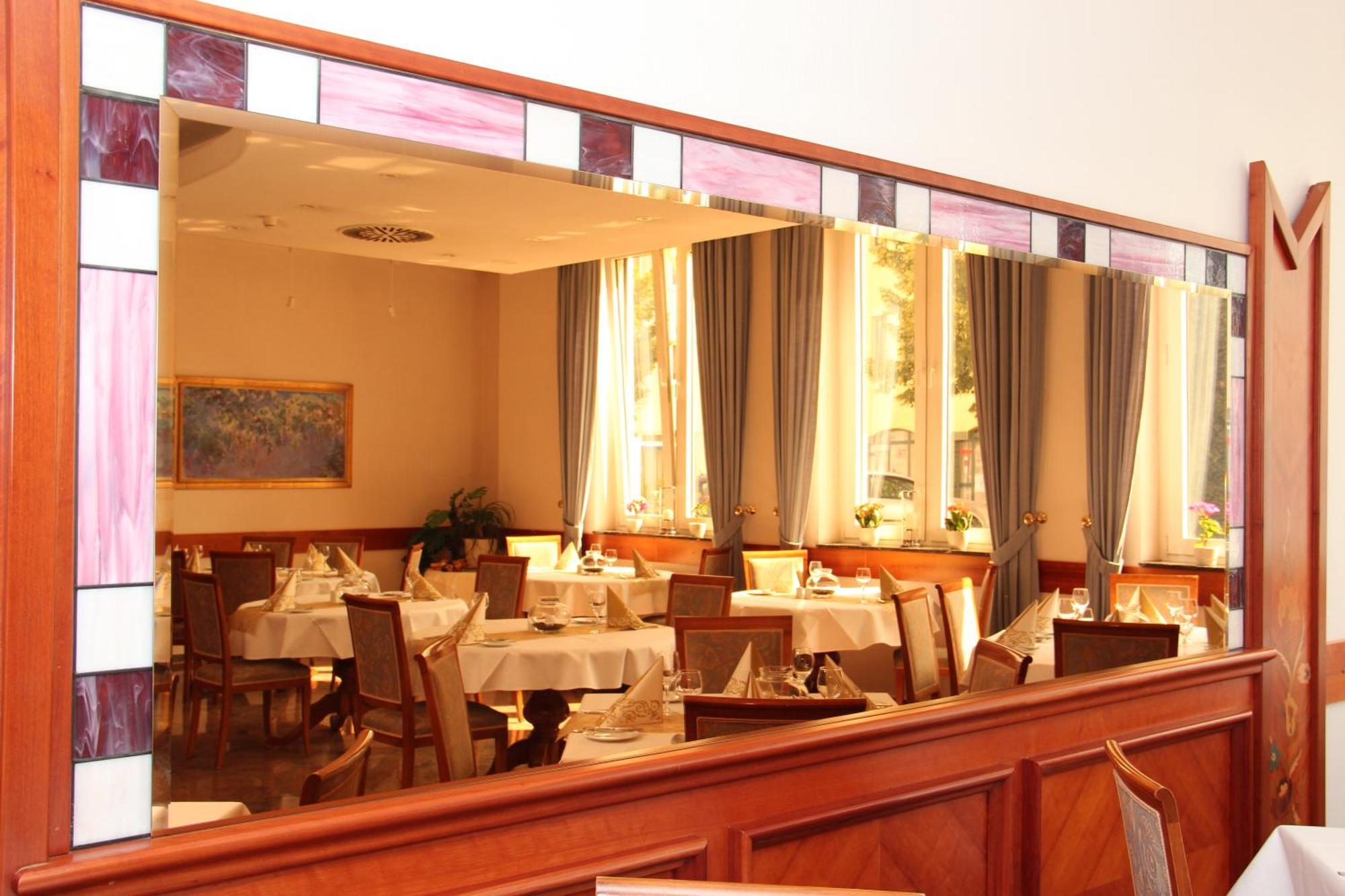 Hotel Ascania Aschersleben Ngoại thất bức ảnh