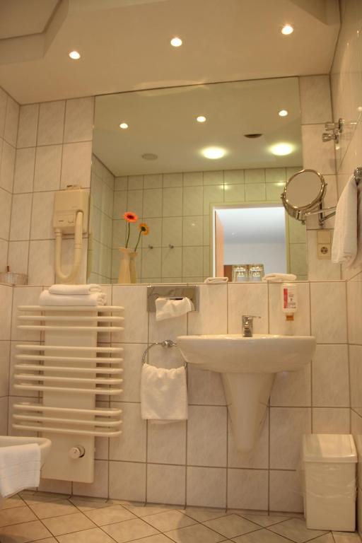 Hotel Ascania Aschersleben Phòng bức ảnh